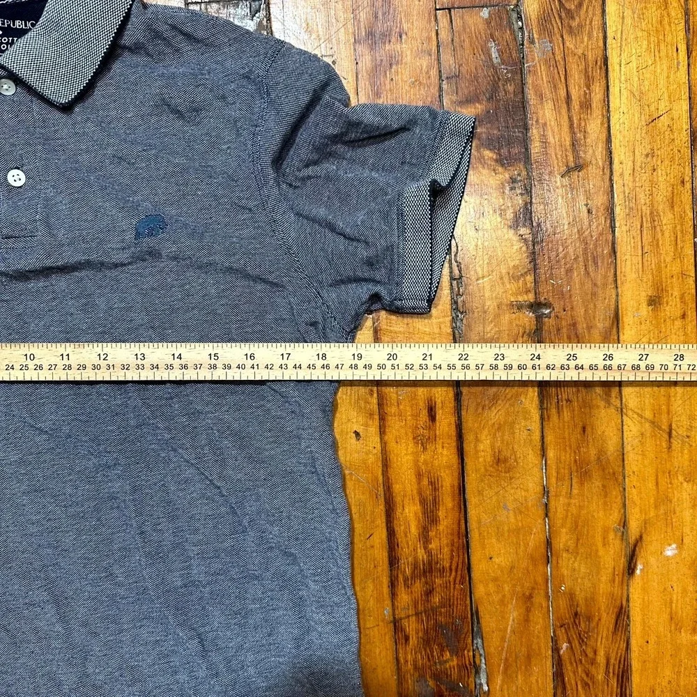 Banana Republic Polo Shirt Men's Medium Dark Gray Short Sleeve Golf Performance
